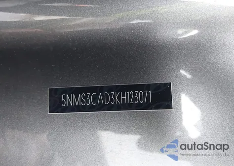 2019 Hyundai Santa Fe Sel Plus z USA, uszkodzony, nr VIN 5NMS3CAD3KH123071